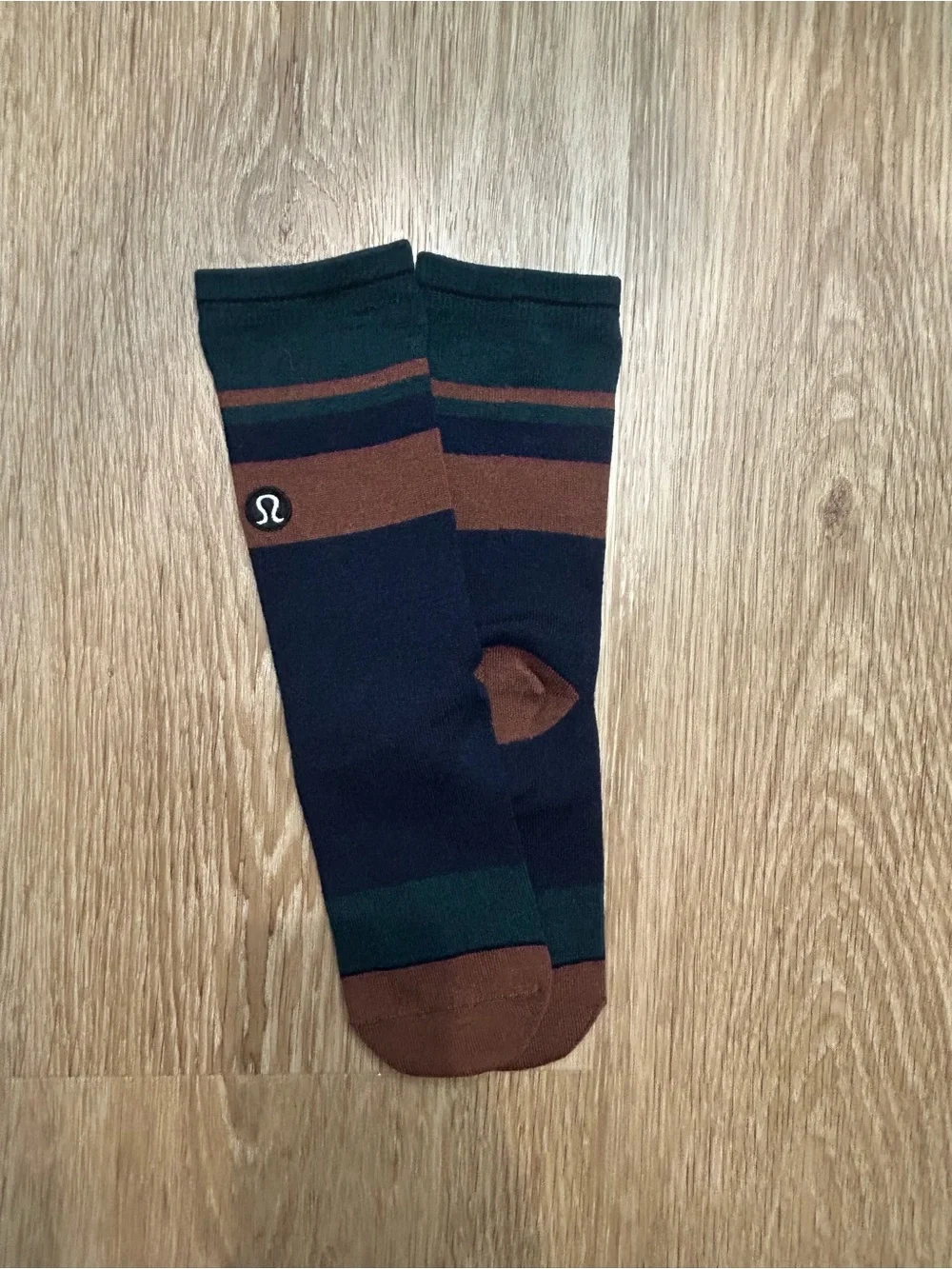 Lulu branded Men’s Striped Crew Dress Socks — Olive/Gray and Navy/Brown (2-Pack)